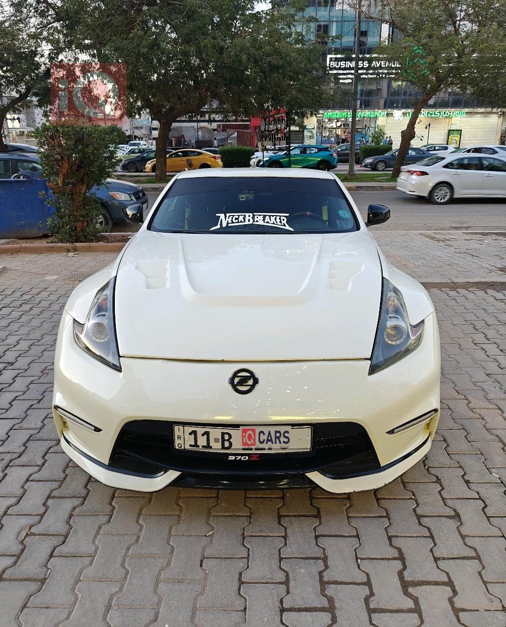 نیسان 370Z
